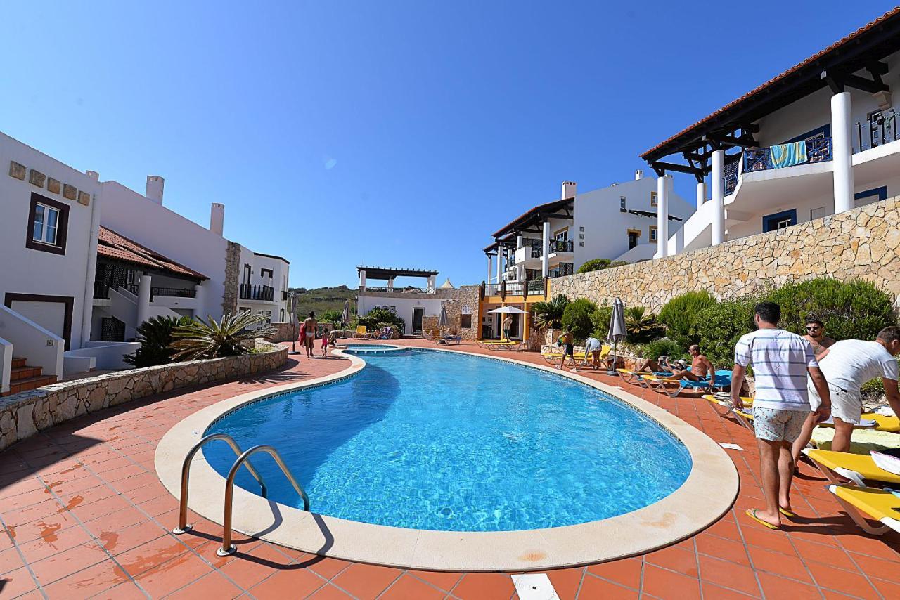 סאו מרטיניו דו פורטו Paddle - Sea View Apartment With 3 Pools, Tennis & Squash Court מראה חיצוני תמונה